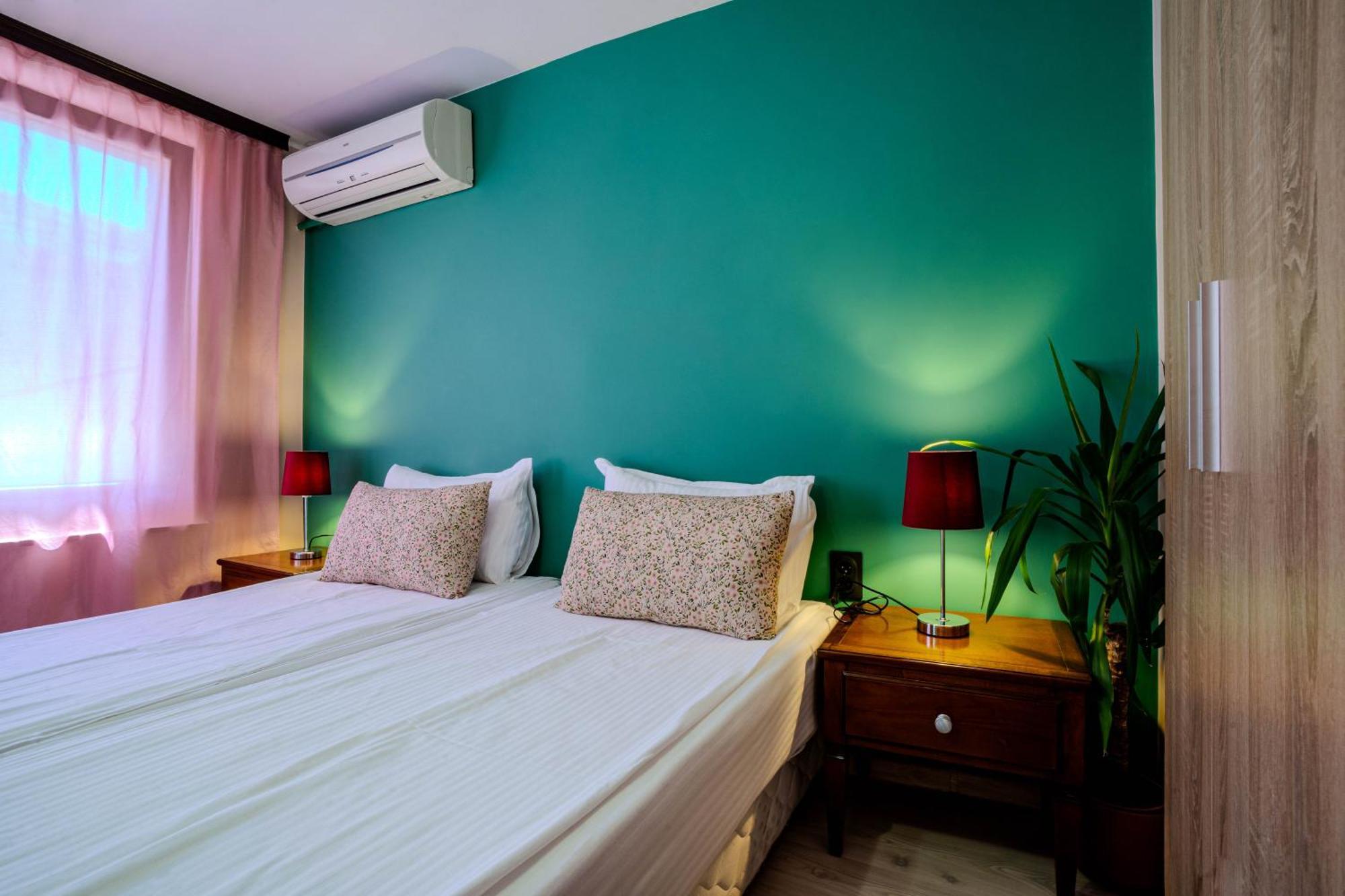 Aleko Apartments City Center Велико Търново Екстериор снимка