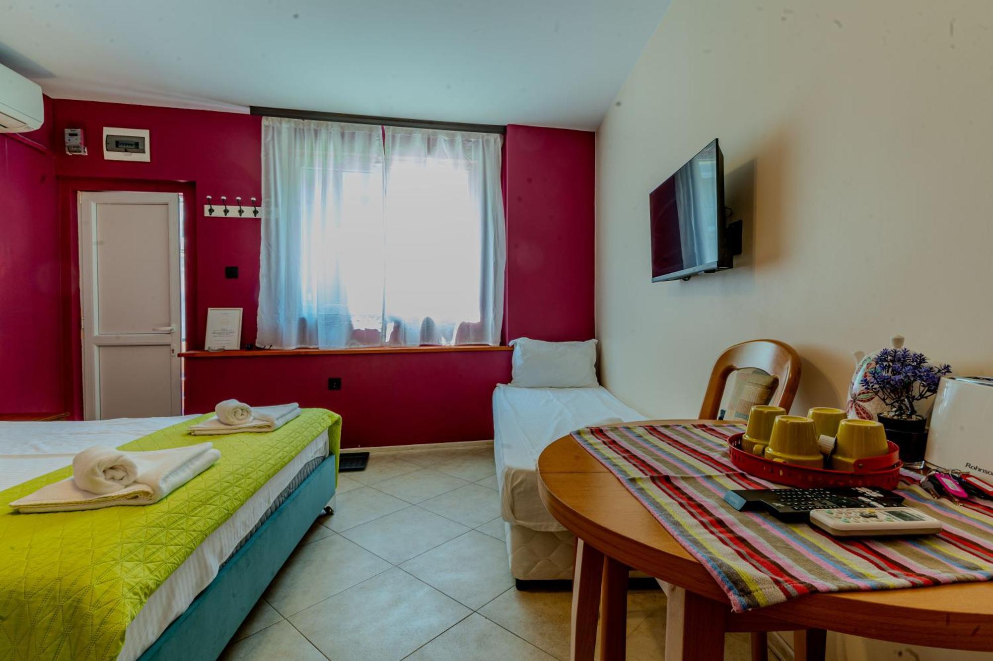 Aleko Apartments City Center Велико Търново Екстериор снимка