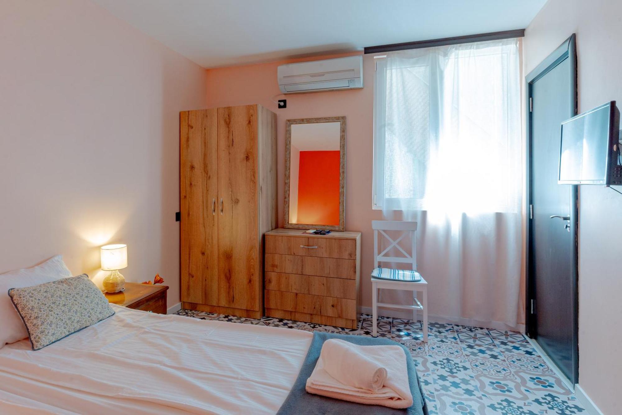 Aleko Apartments City Center Велико Търново Екстериор снимка